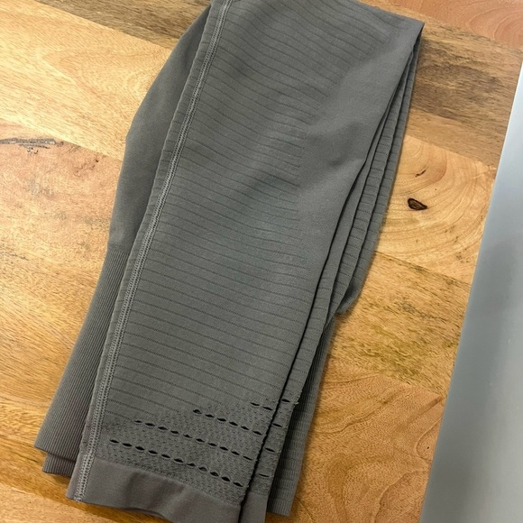 Light grey gymshark seamless countour leggings - Picture 6 of 8